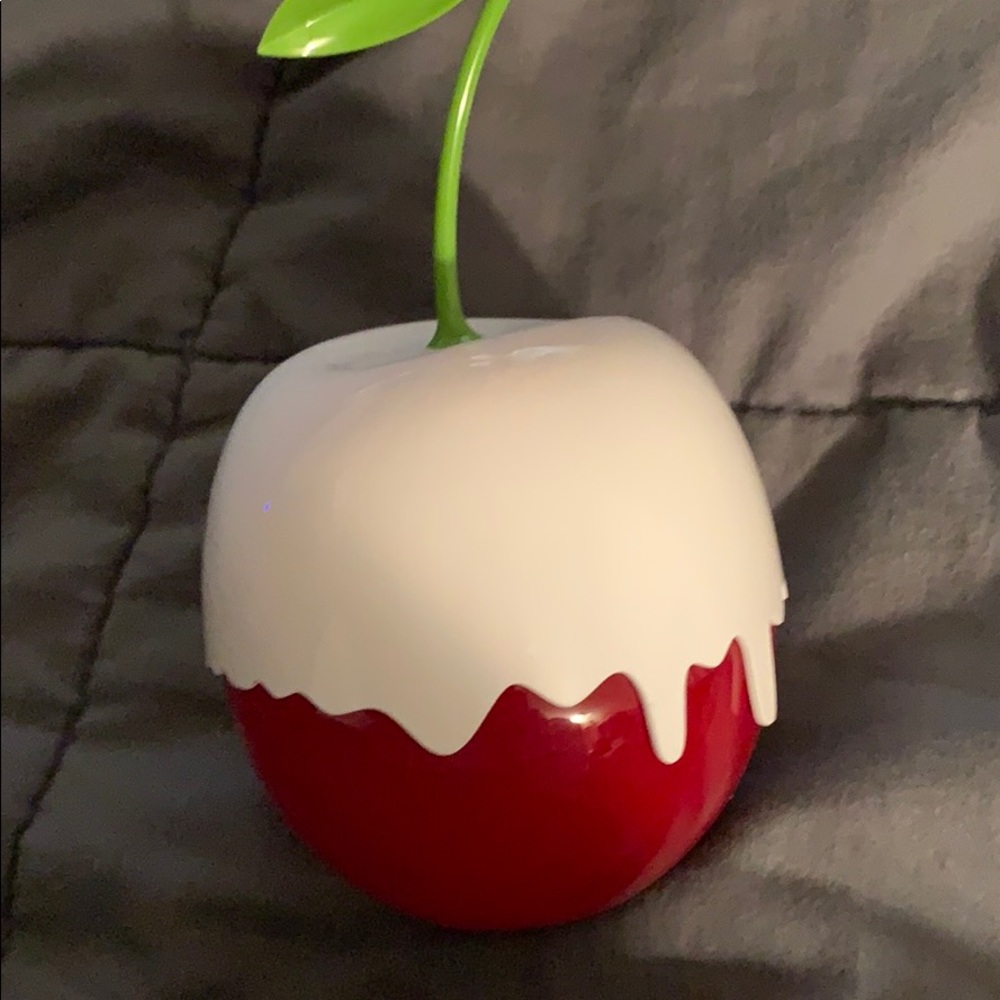 Kkw cherry